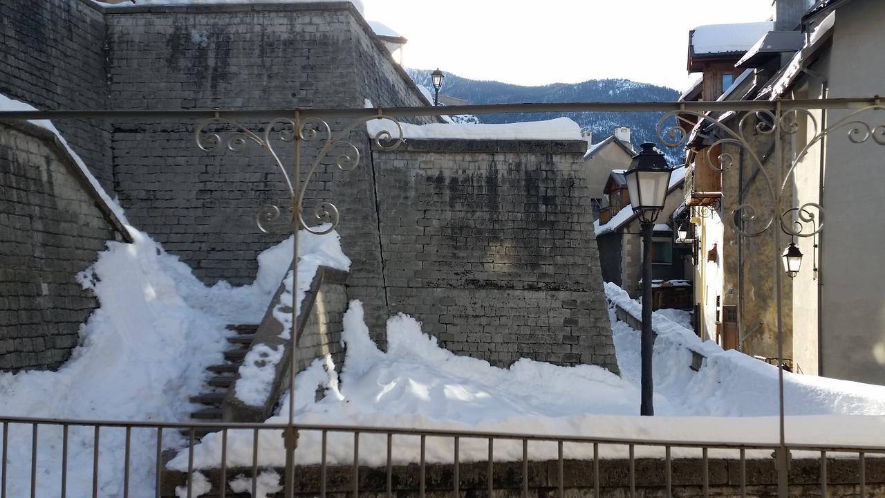 Maison A Tour Briancon Exteriér fotografie
