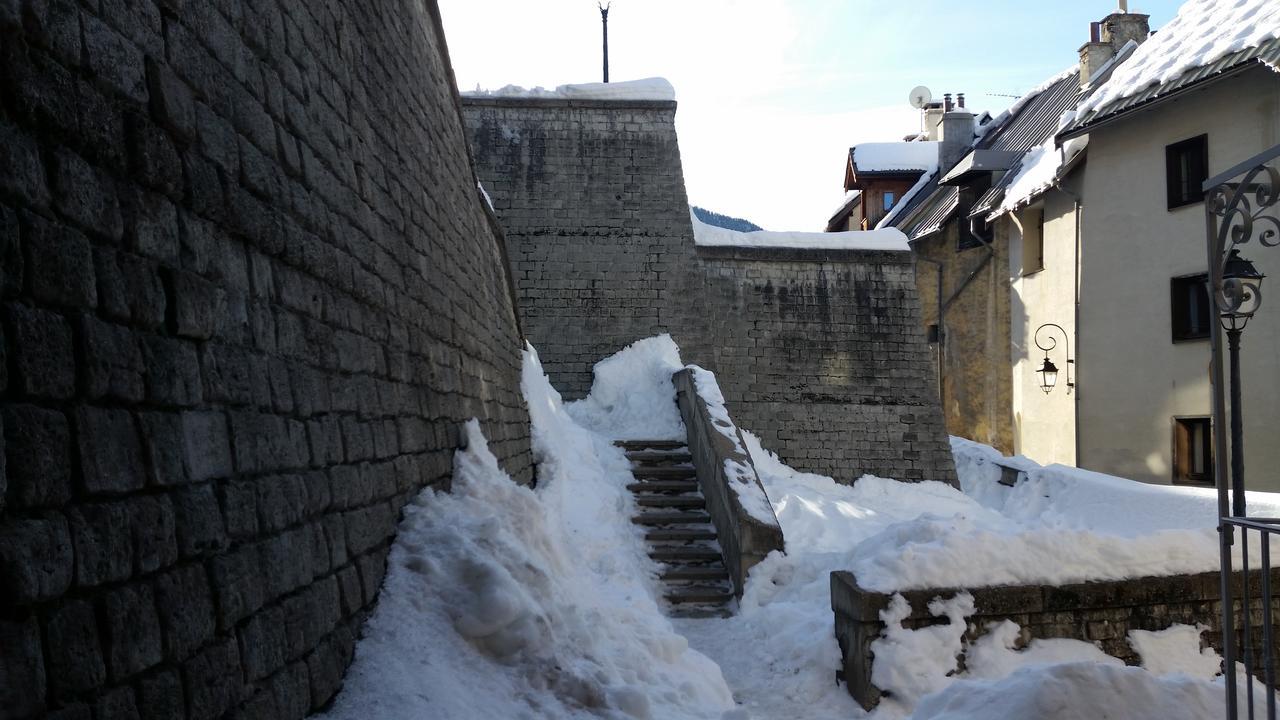 Maison A Tour Briancon Exteriér fotografie